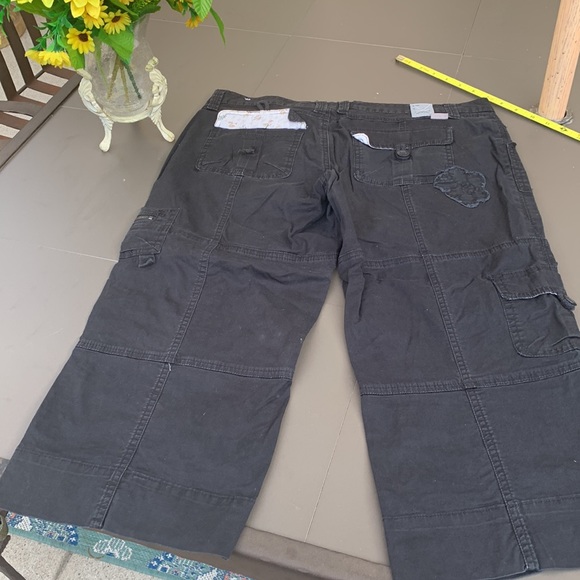 Cargo shorts - Picture 5 of 7